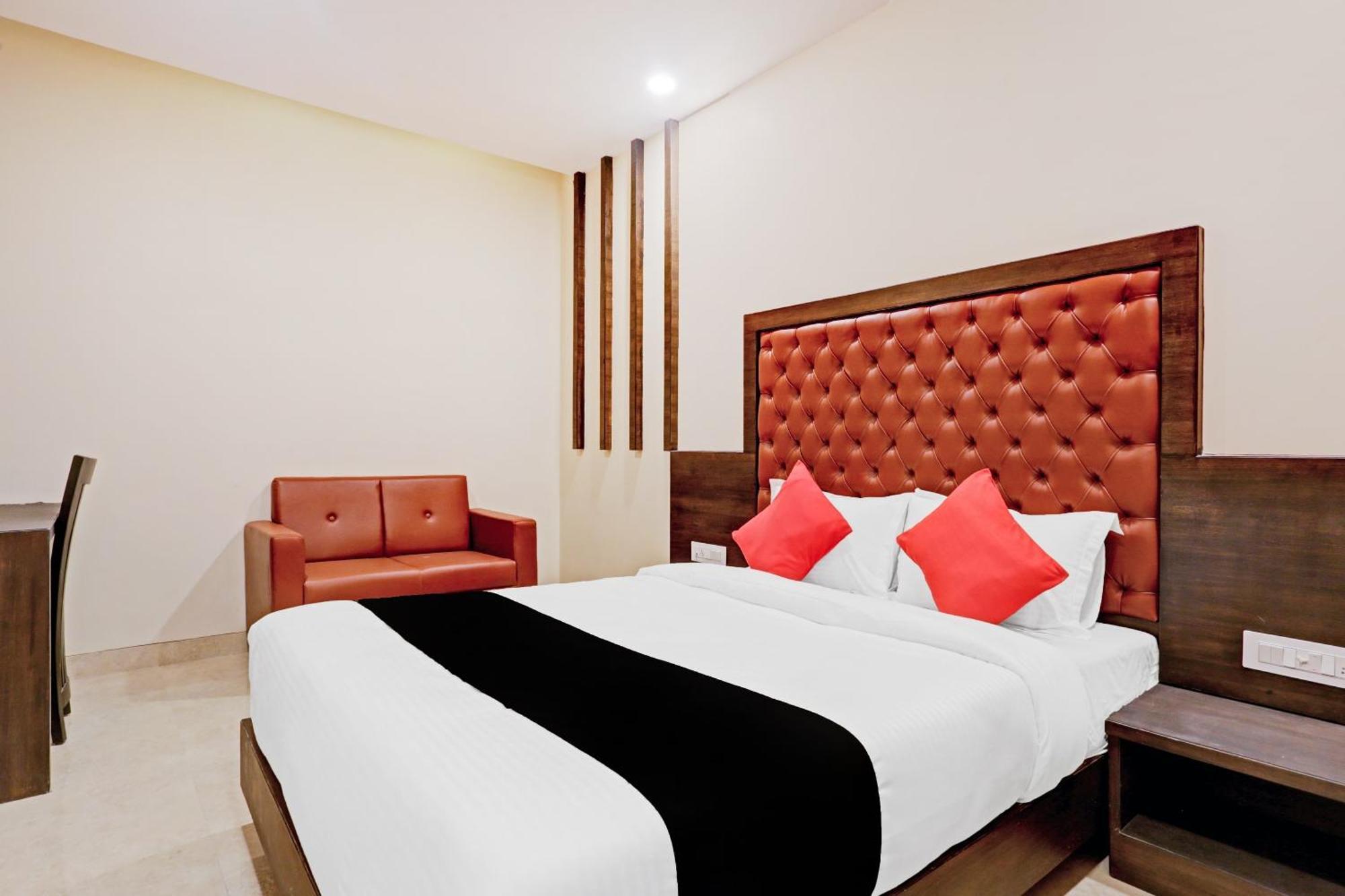 Capital O 80951 Hotel Vertigo Suite Mumbai Kültér fotó