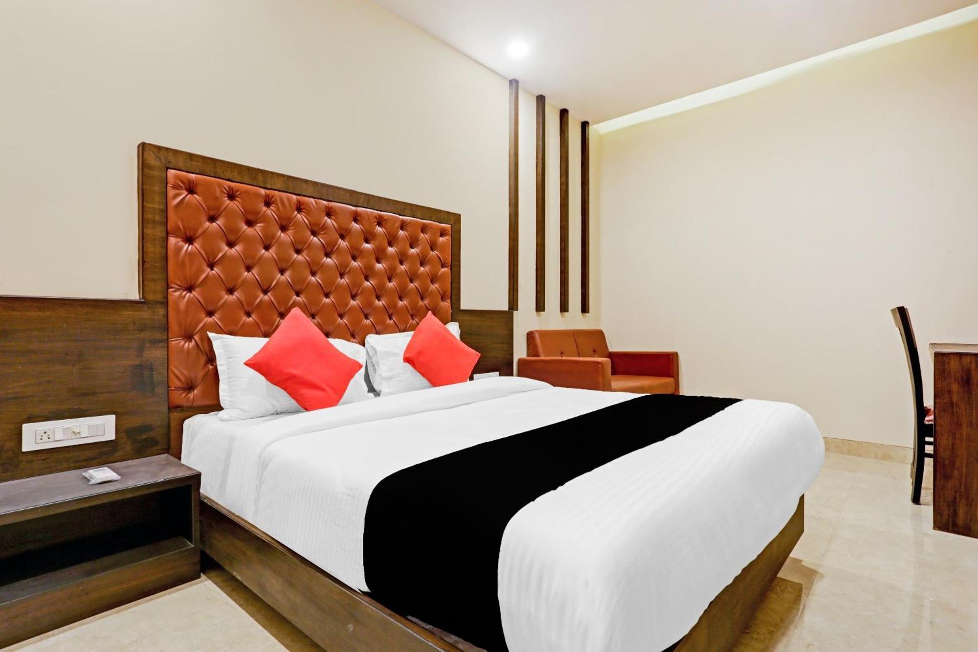Capital O 80951 Hotel Vertigo Suite Mumbai Kültér fotó