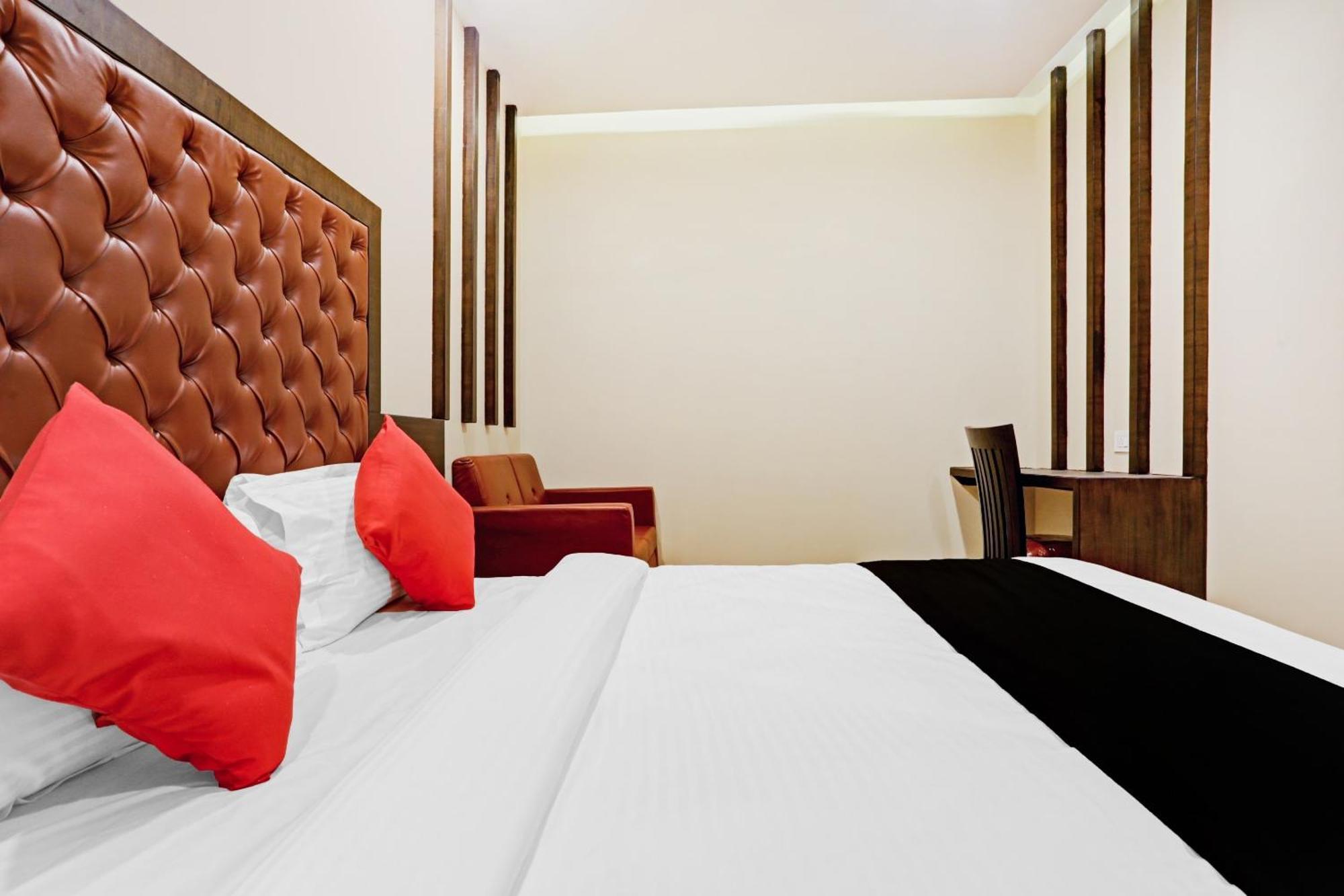 Capital O 80951 Hotel Vertigo Suite Mumbai Kültér fotó